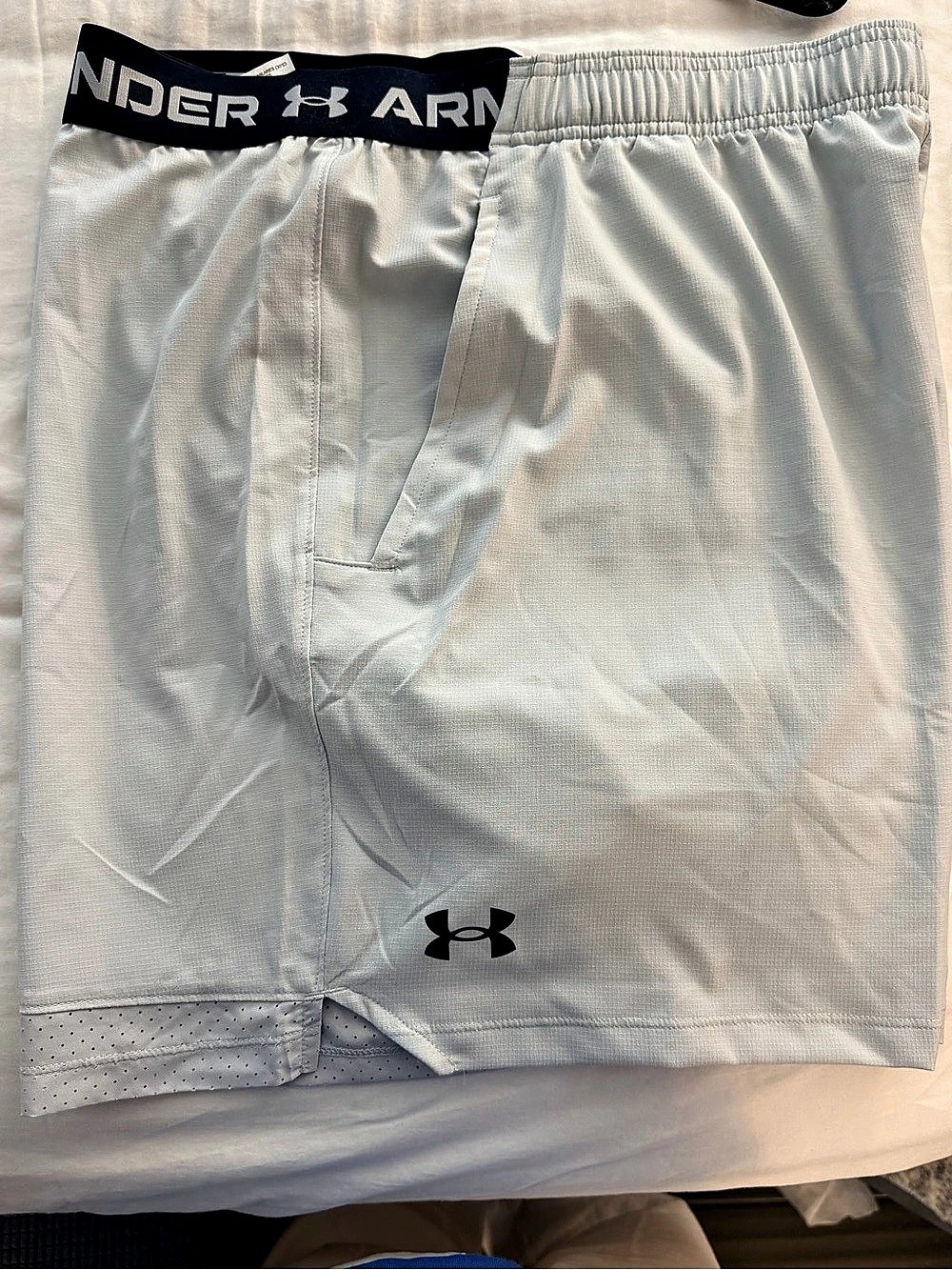 Under Armour UA Vanish Woven 6" Shorts light gray 3XL